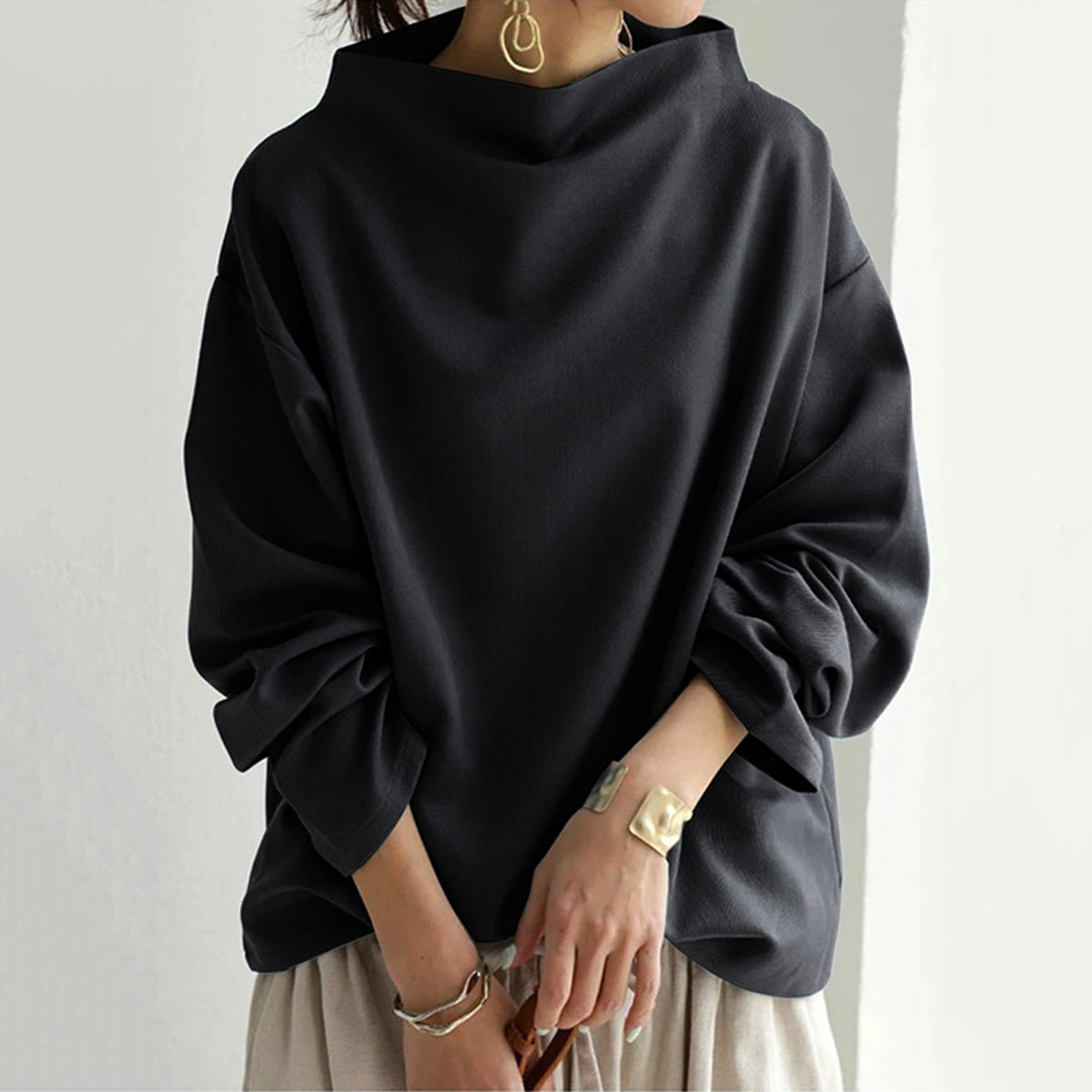 Lola - Elegant Pullover